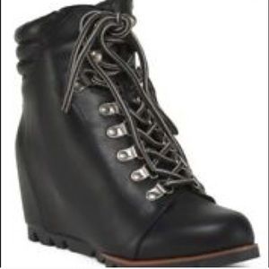 Esprit Lace Up Wedge Winter Ankle Boots